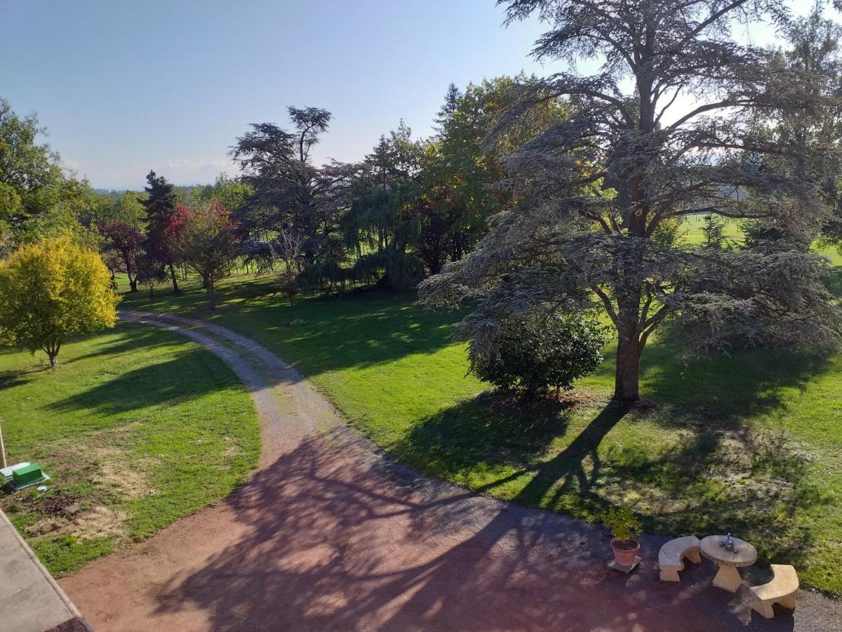 Domaine Berenguer Bed & Breakfast Ouches Dış mekan fotoğraf