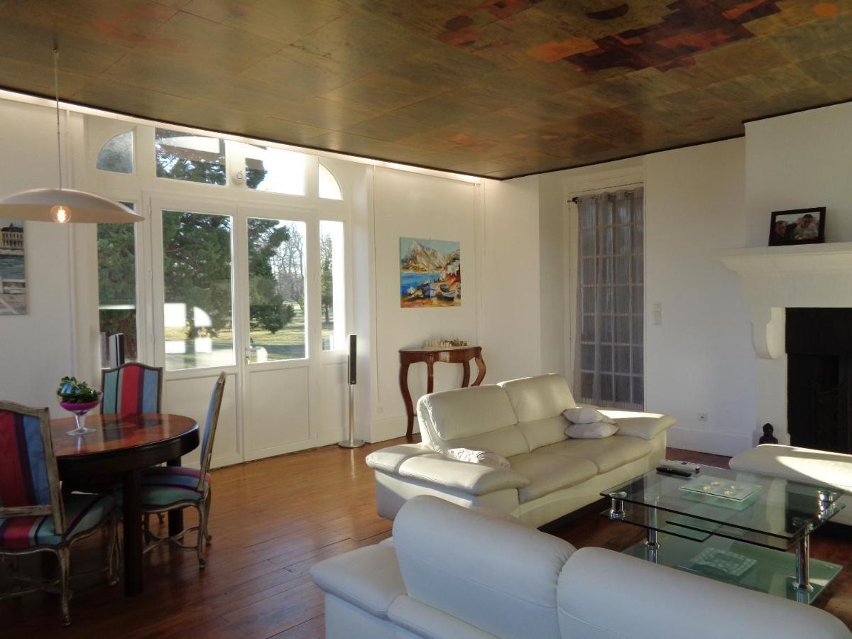 Domaine Berenguer Bed & Breakfast Ouches Dış mekan fotoğraf